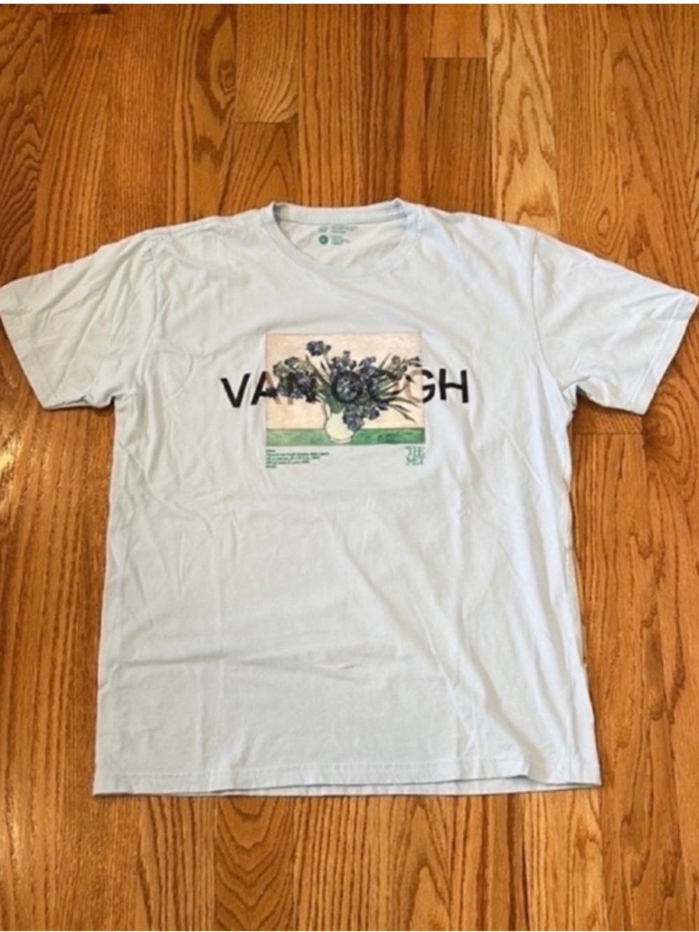 Like New Metropolitan Museum of Art Vangogh Short Sleeve Tee- Blue, Size Large